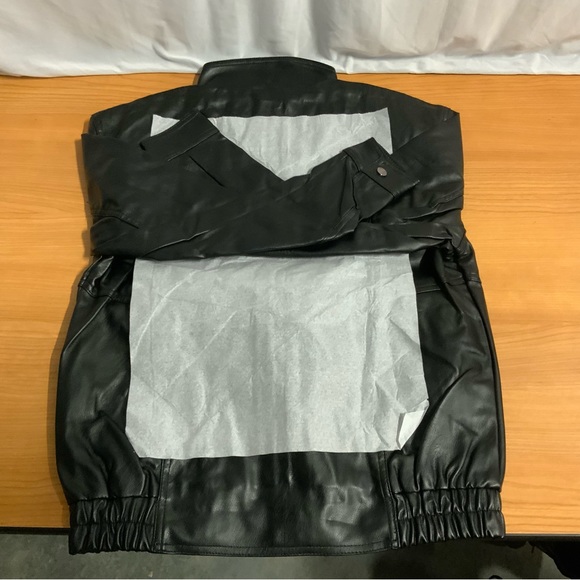 Hard Rock Hotel & Casino Biloxi Leather Jacket - Picture 5 of 8